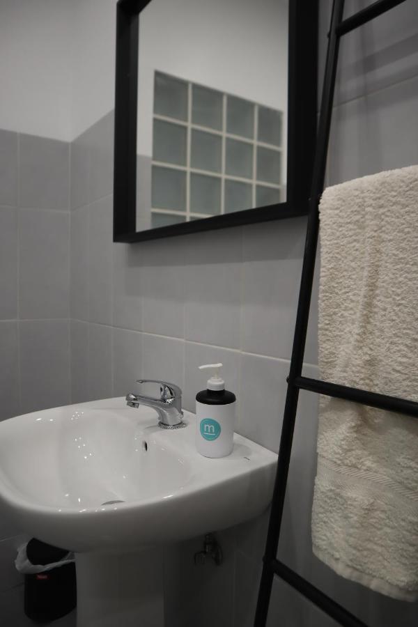 ボンバラルThe Minimal Houseアパートメント エクステリア 写真