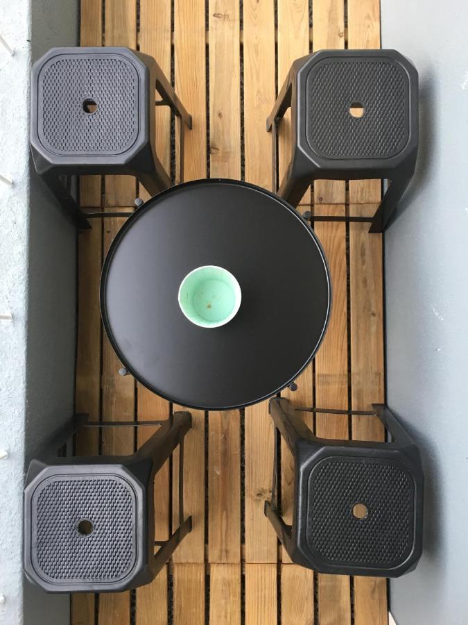 ボンバラルThe Minimal Houseアパートメント エクステリア 写真